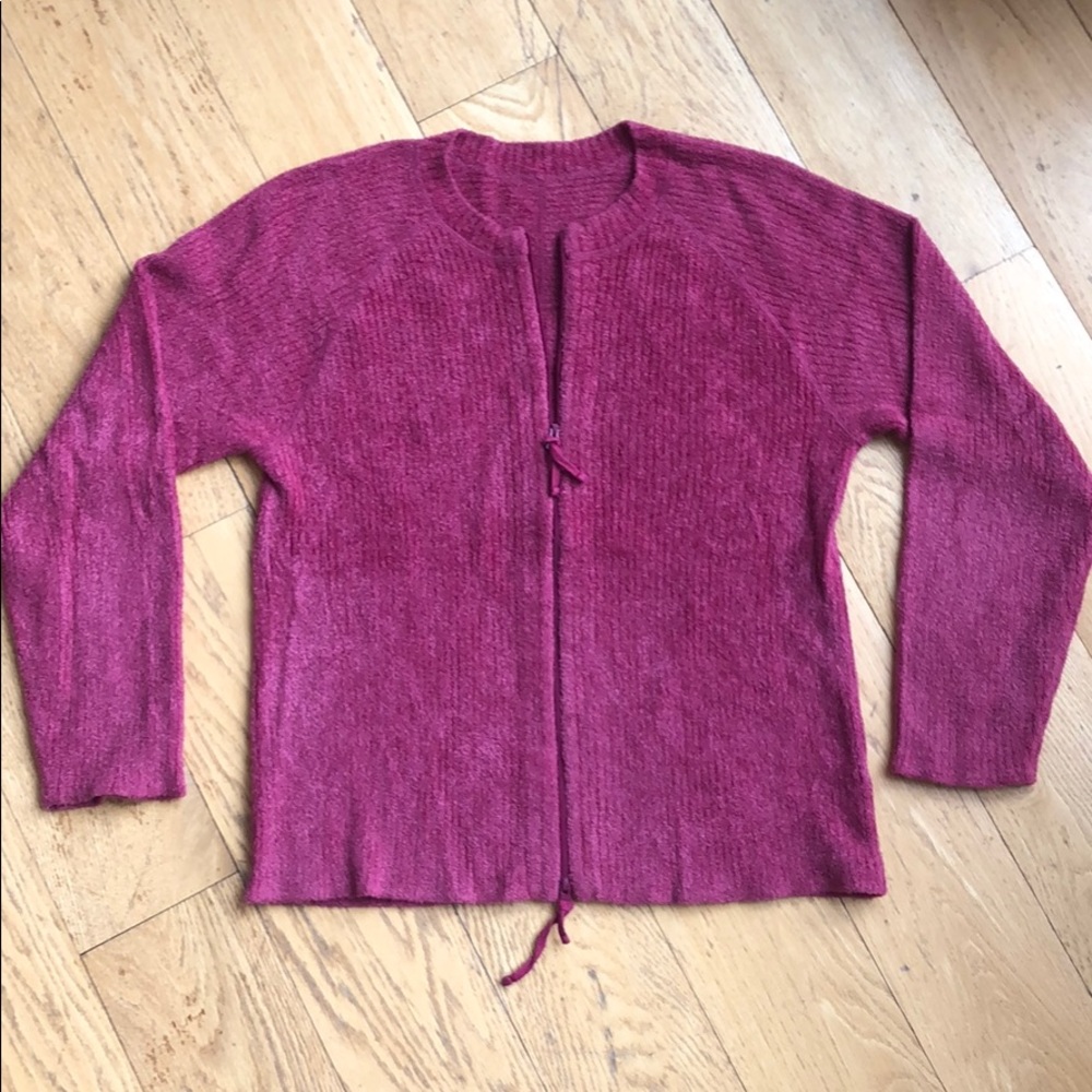 Woman’s Sweater - Raspberry